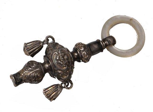 Appraisal: A LATE TH EARLY TH CENTURY CHILD'S SILVER RATTLE with