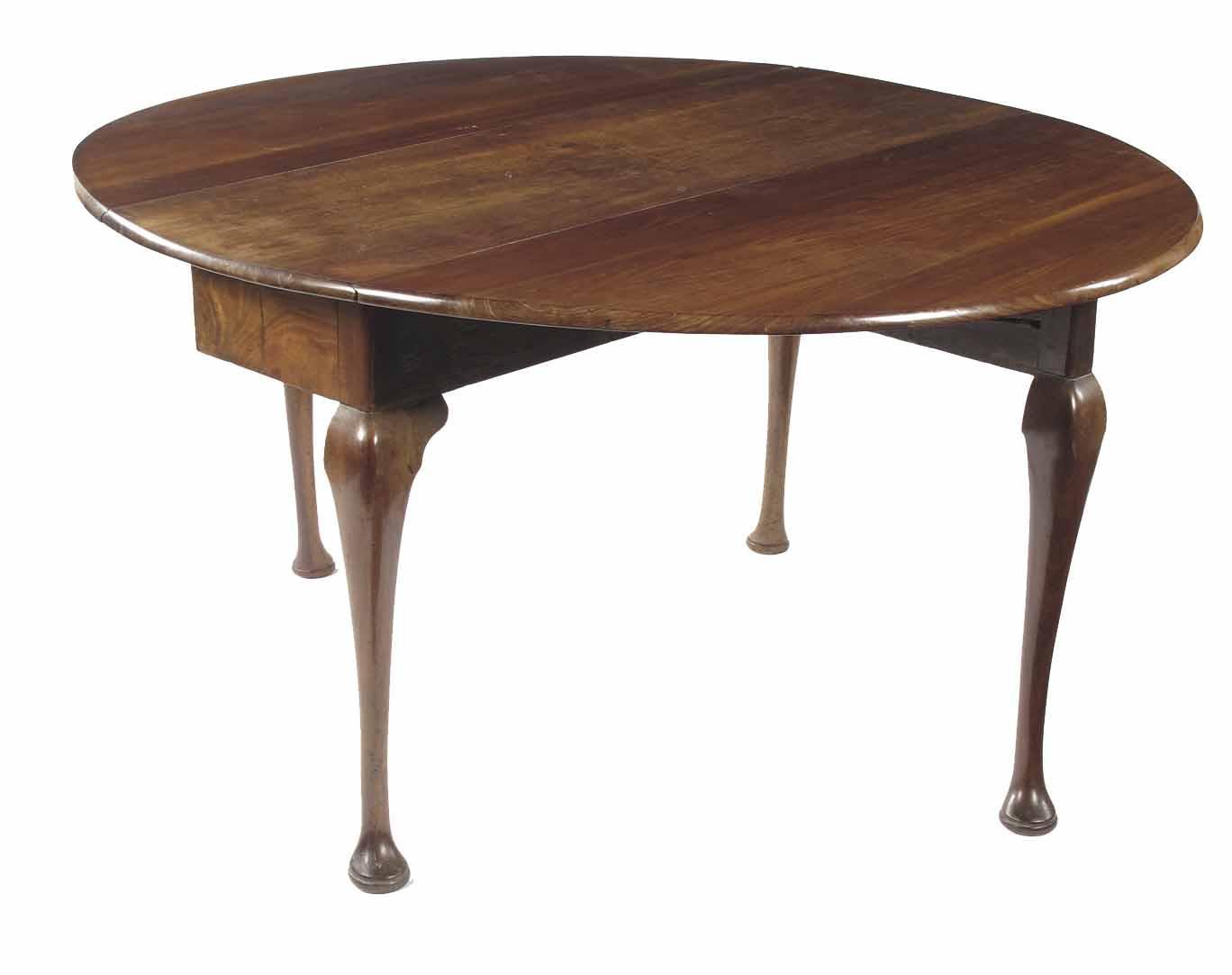 Appraisal: A George III mahogany drop-leaf table