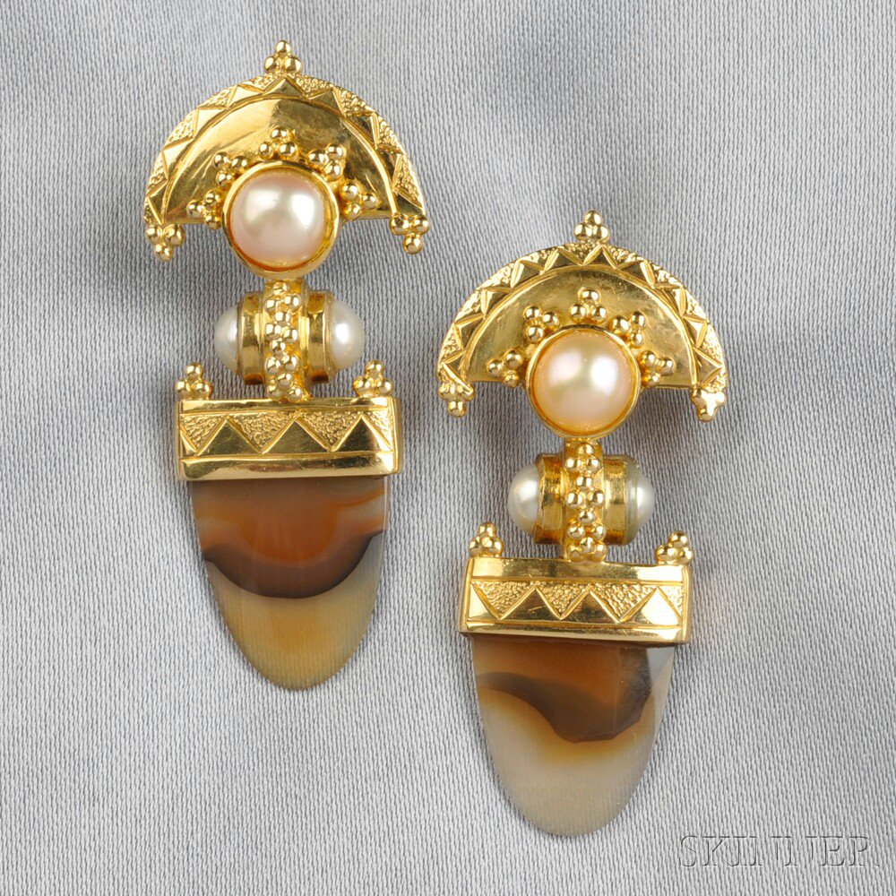 Appraisal: kt Gold Agate and Cultured Pearl Earpendants each with agate