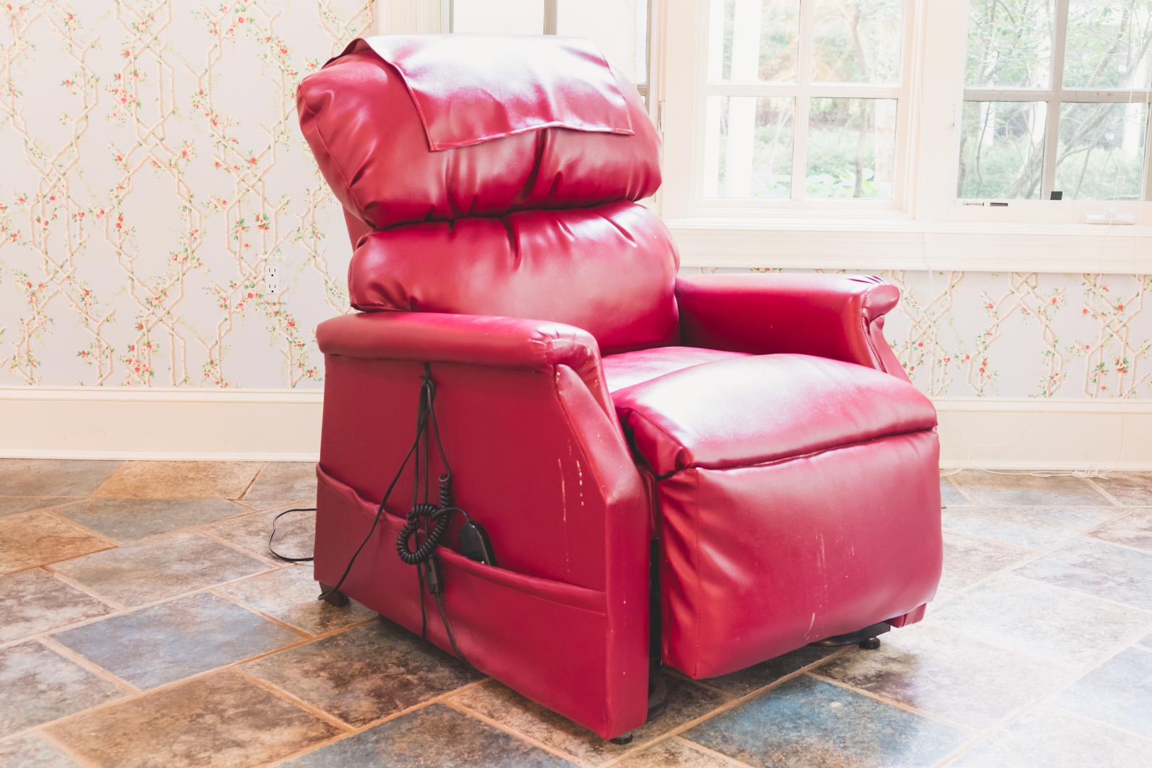 Appraisal: Red leather upholstered PowerLift chair in H in W in