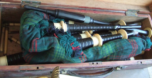 Appraisal: A set of hardwood and ivory mounted bagpipes by P