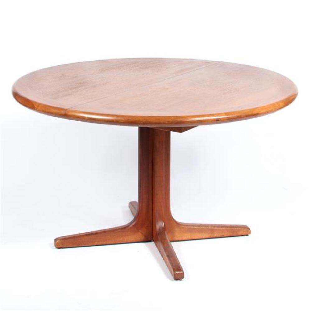 Appraisal: GLENN OF CALIFORNIA SCANDINAVIAN STYLE MODERN PEDESTAL DINING TABLE WITH