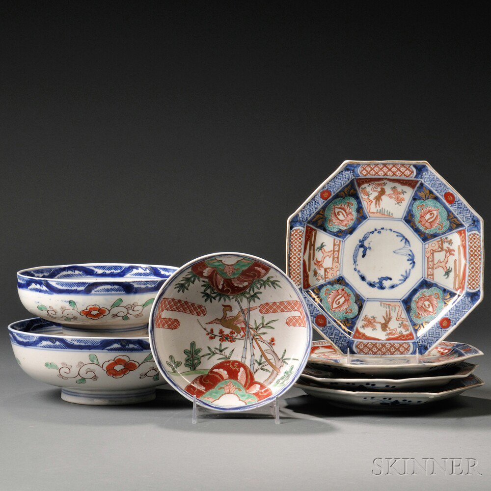 Appraisal: Seven Imari Tableware Items Japan early th century comprising four