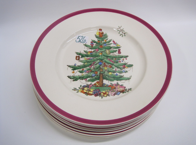 Appraisal: SET OF TEN COPELAND SPODE DINNER PLATES in the Christmas