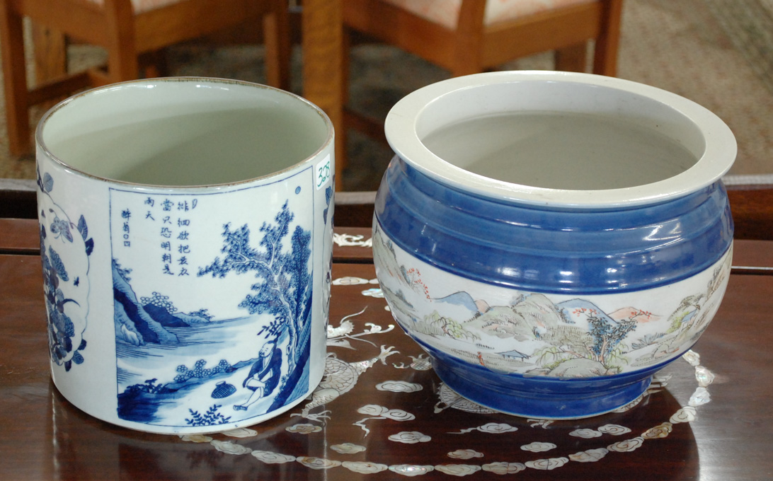 Appraisal: TWO CHINESE PORCELAIN VESSELS blue and white brush pot with