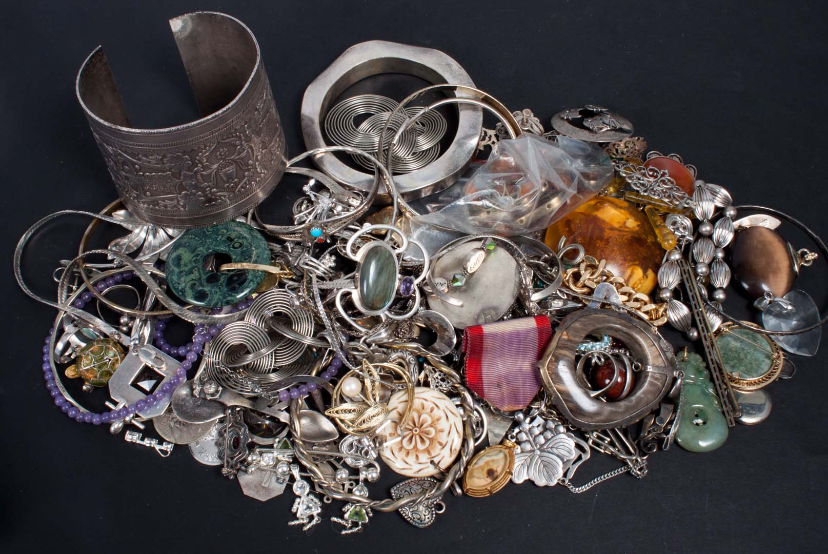 Appraisal: Bag of assorted silver costume jewelry most pieces are sterling