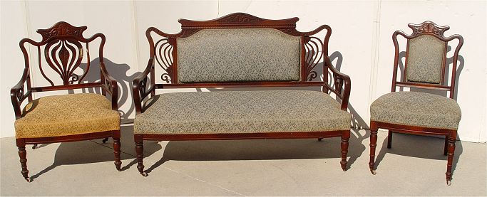 Appraisal: VICTORIAN NOUVEAU TRANSITIONAL PIECE PARLOR SUITE Couch measures '' high