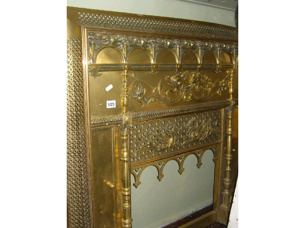 Appraisal: A good quality Victorian brass fire front with pierced frame