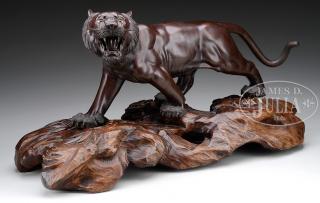 Appraisal: BRONZE SCULPTURE OF ROARING TIGER Early th century Japan The