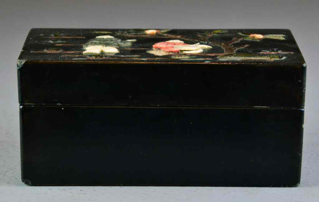 Appraisal: Chinese Qing Hardstone Appliqued Covered BoxDepicting figures under a peach