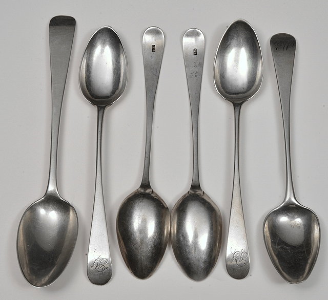 Appraisal: FOUR SCOTTISH PROVINCIAL SILVER TEASPOONS Old English pattern Aberdeen c