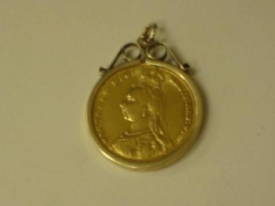 Appraisal: A VICTORIAN GOLD SOVEREIGN dated in ct gold pendant mount