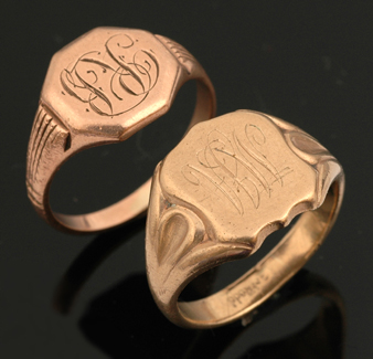 Appraisal: TWO SIGNET RINGS IN CT GOLD TOTAL WEIGHING GMS