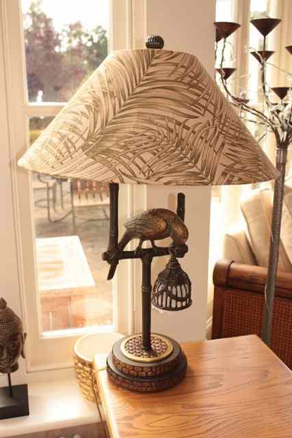 Appraisal: TWO SIMILAR CAST METAL TABLE LAMPS in the form of