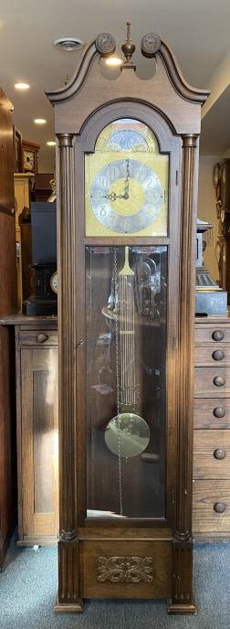 Appraisal: Colonial Grandfather Clock As Is Missing top glass panels on