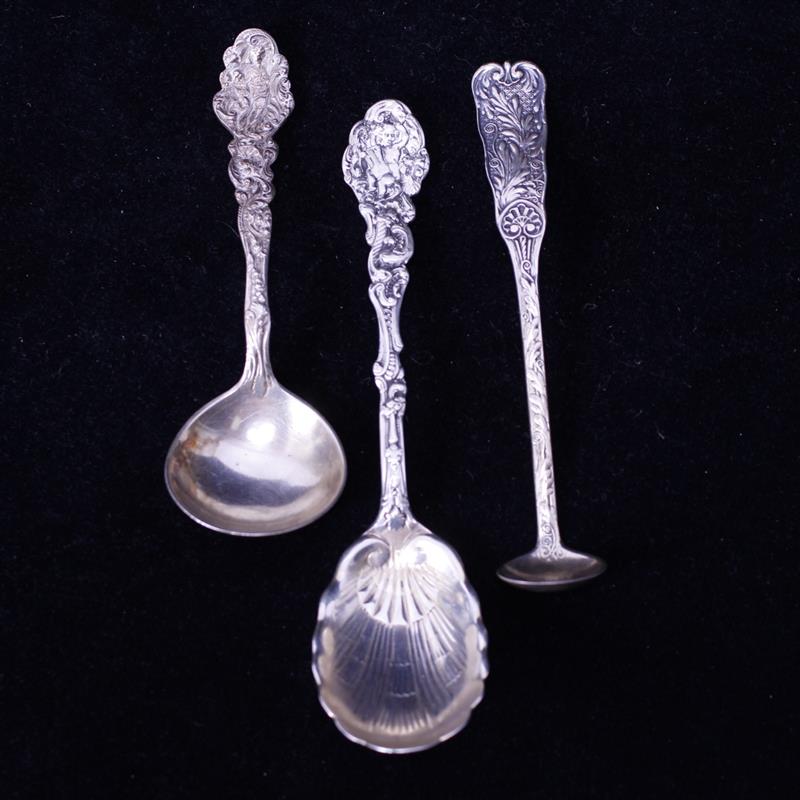 Appraisal: Gorham pc Sterling Silver sugar shell bullion in Versailles pattern