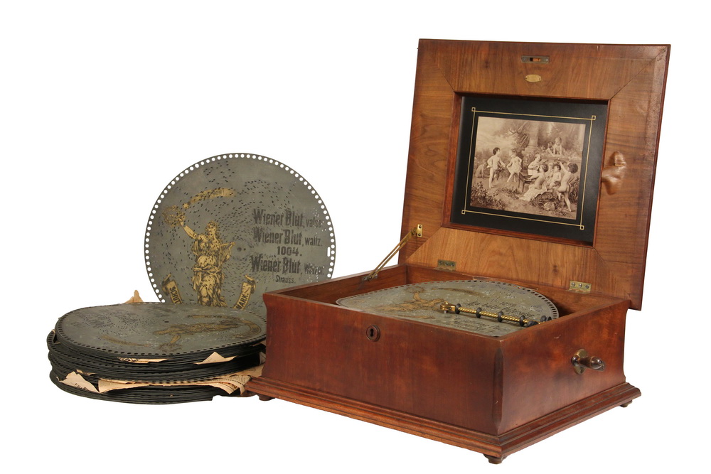 Appraisal: DISC MUSIC BOX - European Walnut Cased Phonograph circa with