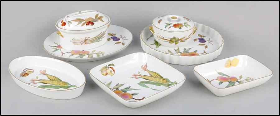 Appraisal: COLLECTION OF ROYAL WORCESTER PORCELAIN SERVING PIECES Evesham Pattern Comprised