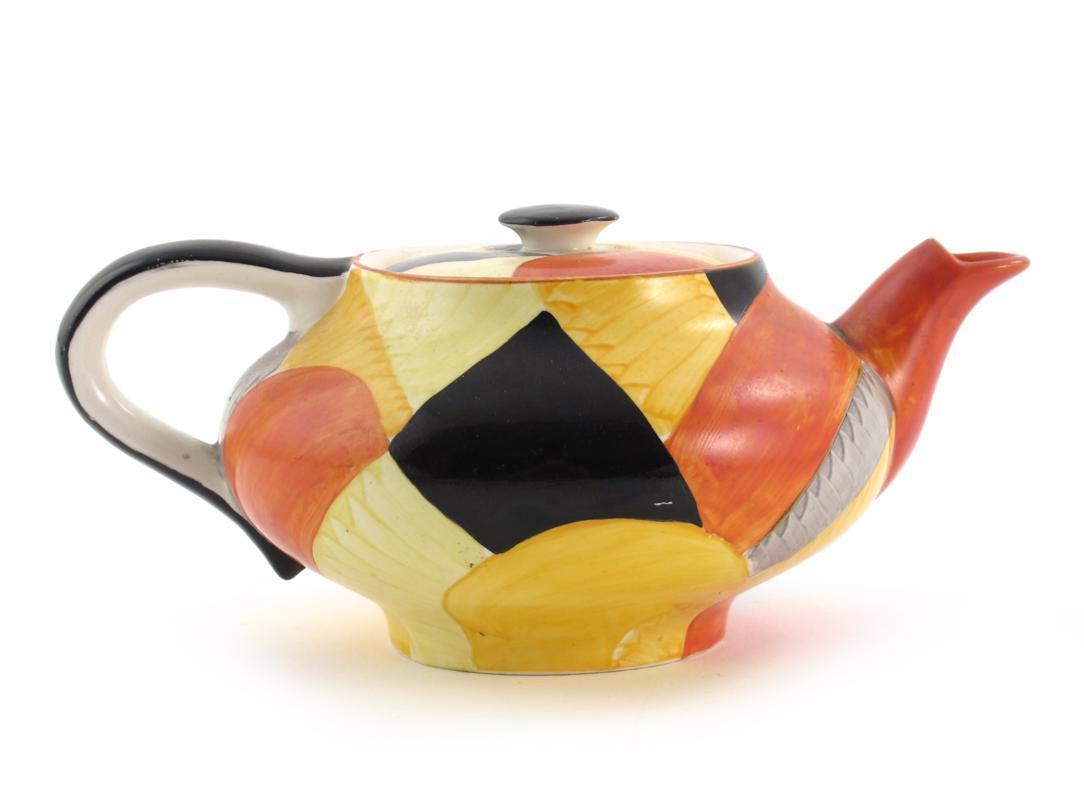 Appraisal: A Grays Pottery teapot and cover designed by Susie Cooper