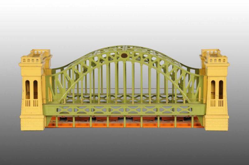 Appraisal: Lionel No Standard Gauge Hellgate Bridge OB Description Includes original