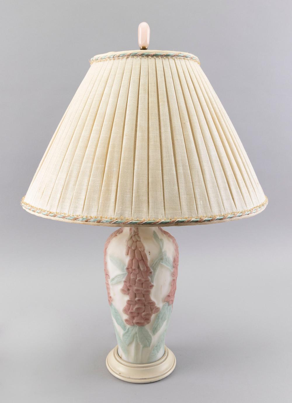 Appraisal: PHOENIX GLASS VASE MOUNTED AS A TABLE LAMP EARLY TH