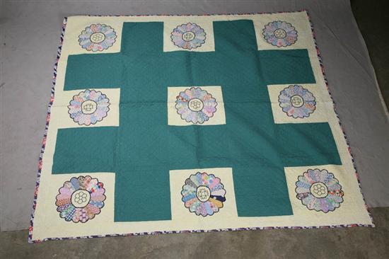 Appraisal: PIECED QUILT Dresden Plate pattern with black embroidery w l