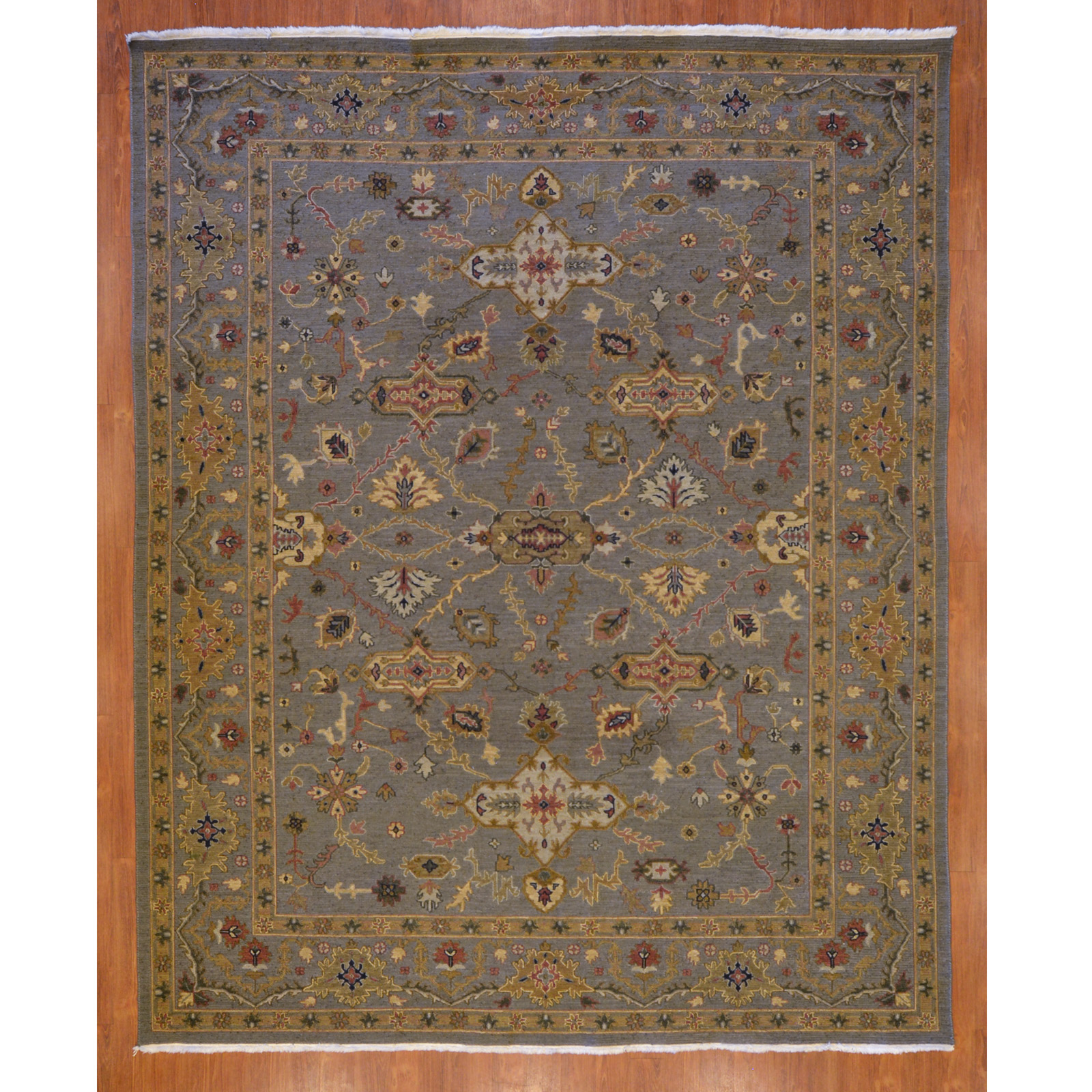 Appraisal: MODERN SOUMAK RUG CHINA X Modern hand-knotted wool