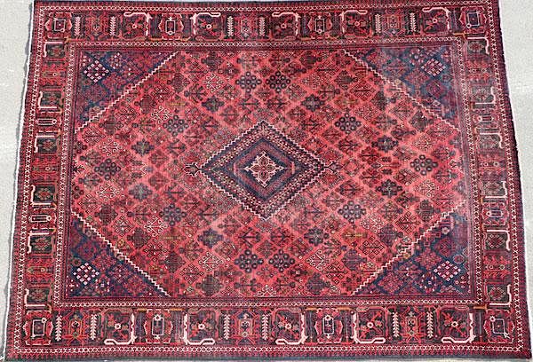 Appraisal: A PERSIAN JOSHAGON HAND WOVEN ORIENTAL RUG A PERSIAN JOSHAGON