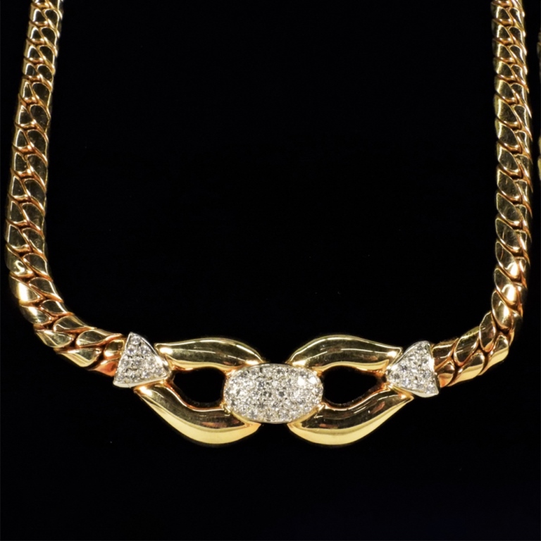 Appraisal: K GOLD DIAMOND NECKLACE GRAMS brilliant cut diamonds pave set