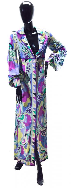 Appraisal: A 'S PUCCI HOUSECOAT Silk jersey full length button front