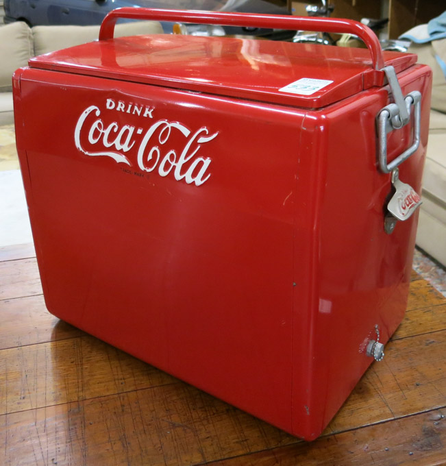 Appraisal: VINTAGE COCA-COLA COOLER Cavalier Corp Chattanooga Tenn Carry Cooler Senior