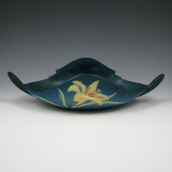 Appraisal: Roseville Zephyr Lily bowl in blue with extended wing-like handles