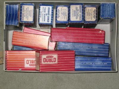 Appraisal: Sixteen Hornby Dublo goods trucks including tank wagons box vans