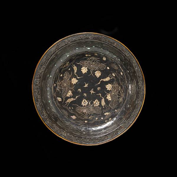 Appraisal: A rare mother-of-pearl inlaid lacquer basin Ryukyu Islands th th