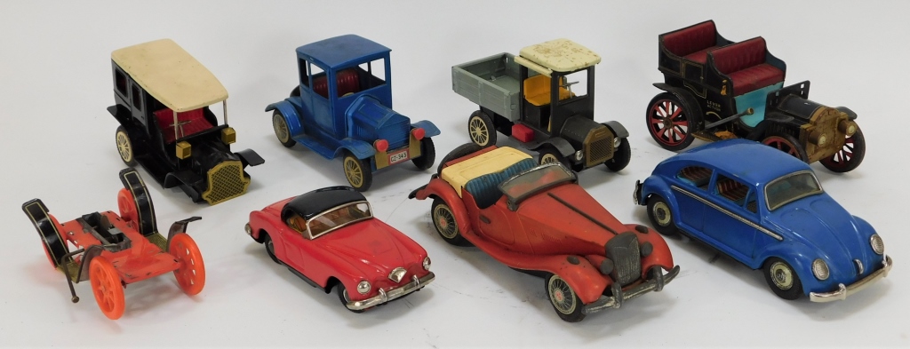 Appraisal: PC JAPANESE TIN LITHO TOY CAR GROUPING Japan Early th