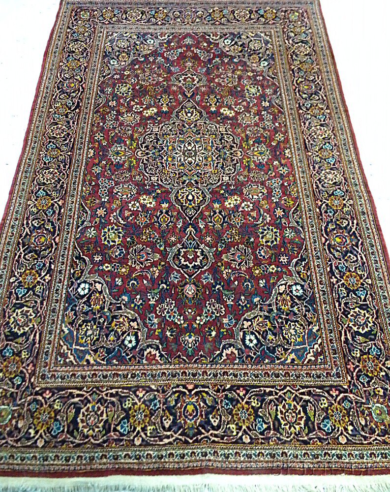 Appraisal: Kashan Rug Central Persia early th century the cusped and