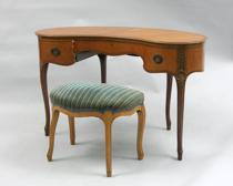 Appraisal: A Kidney Shaped Dressing Table circa early mid th Century