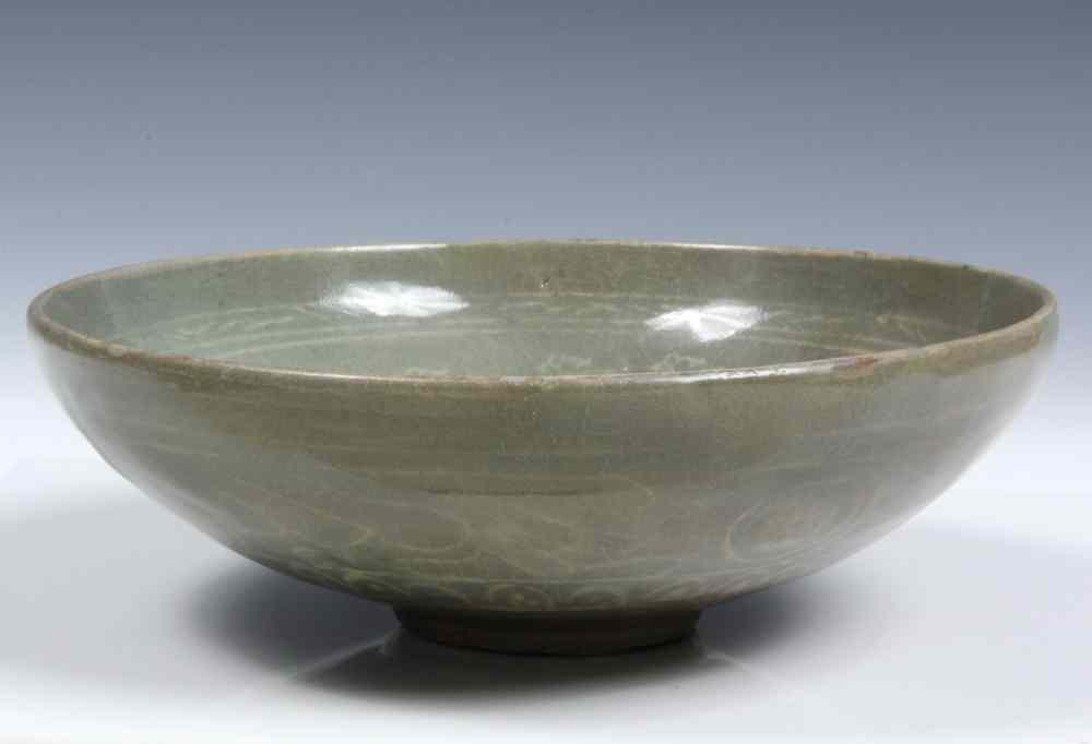 Appraisal: KOREAN CELADON BOWL - Koryo dynasty th century of broad