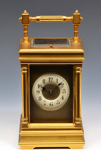 Appraisal: A TH CENTURY FRENCH CARRIAGE CLOCK the silvered dial with