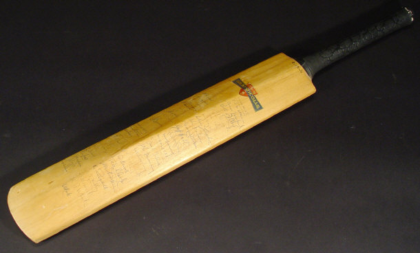 Appraisal: Gray Nicolls cricket bat autographed by the Somerset Middlesex and