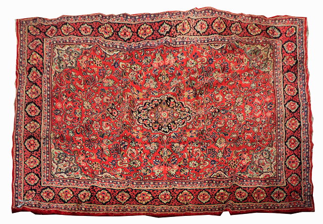 Appraisal: A PERSIAN SAROUK MAHAL CARPET with overall foliate motifs and