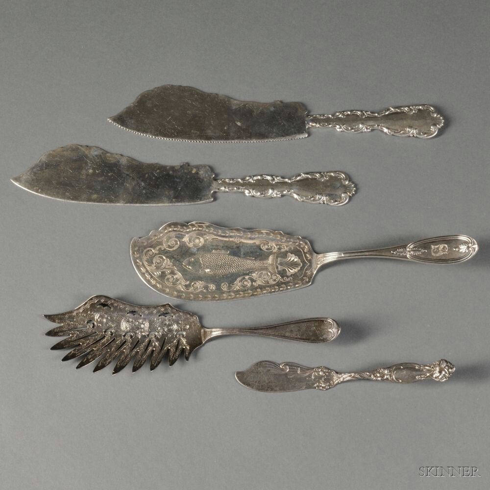 Appraisal: Five American Sterling Silver Flatware Servers two Whiting Louis XV