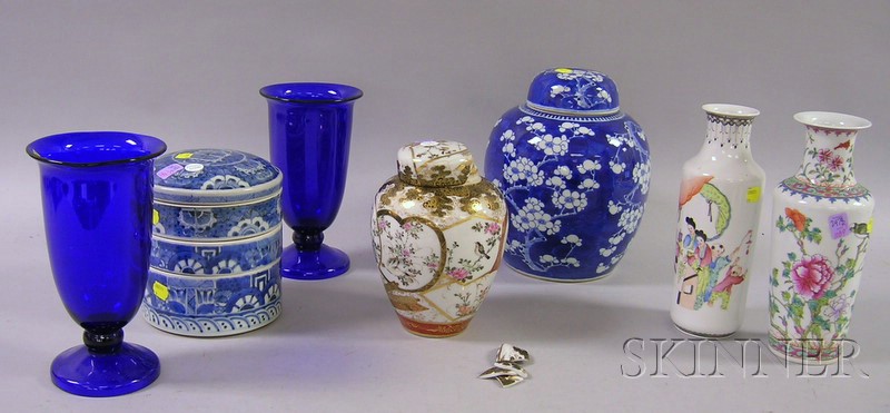 Appraisal: Five Pieces of Asian Export Porcelain and a Pair of