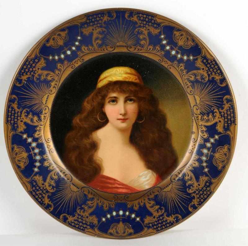 Appraisal: Generic Vienna Art Plate Description Circa Only a few minor