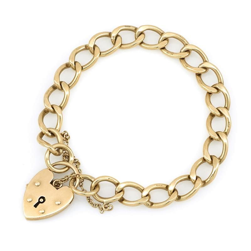 Appraisal: k Yellow gold heart lock bracelet k Yellow gold heart