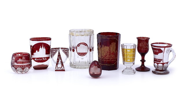 Appraisal: A collection of nine Bohemian glass pieces th centuryto include