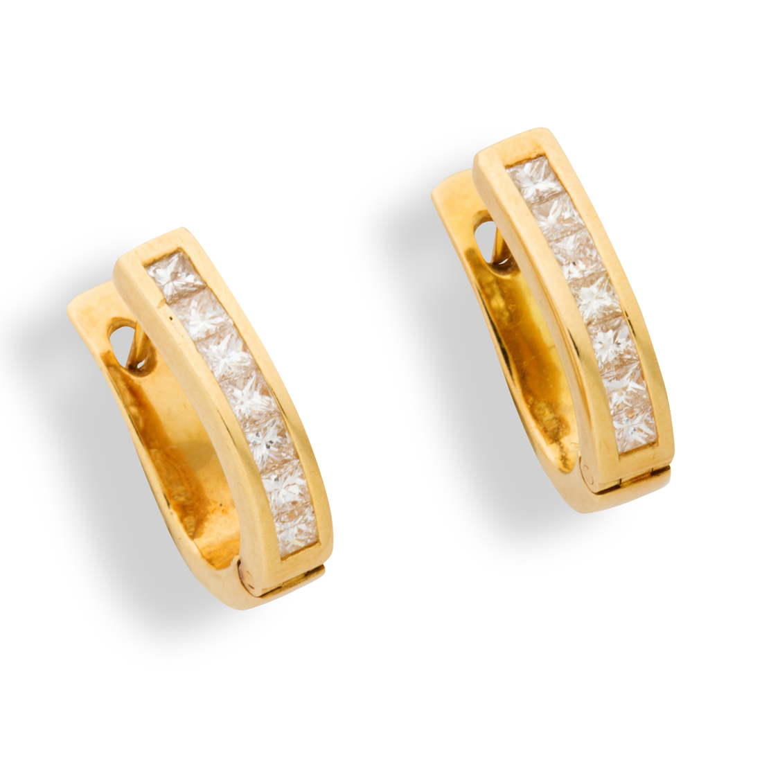 Appraisal: A PAIR OF DIAMOND AND EIGHTEEN KARAT GOLD EARRINGS A