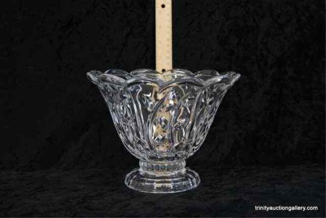 Appraisal: Lead Crystal '' Footed Centerpiece BowlUnidentified brand or pattern at