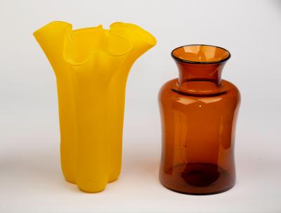 Appraisal: Muurla Finland a yellow glass handkerchief vase cm high and