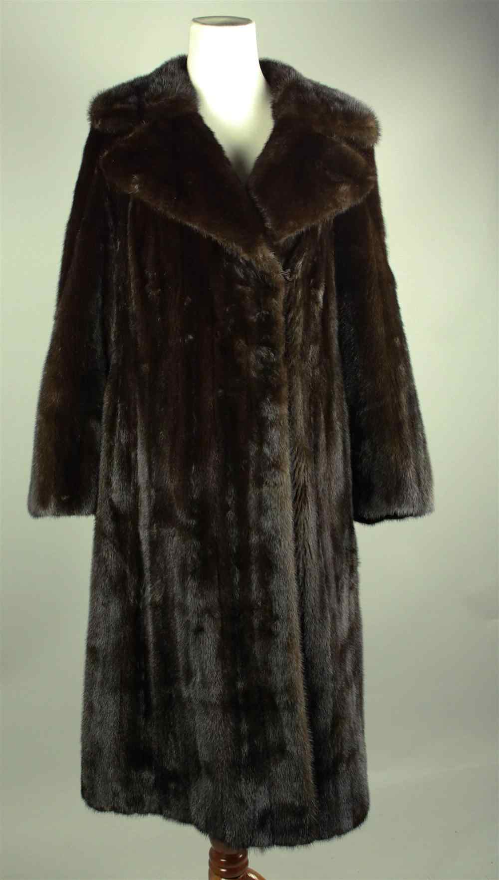 Appraisal: BEN KAHN DARK BROWN MINK COAT full length of traditional